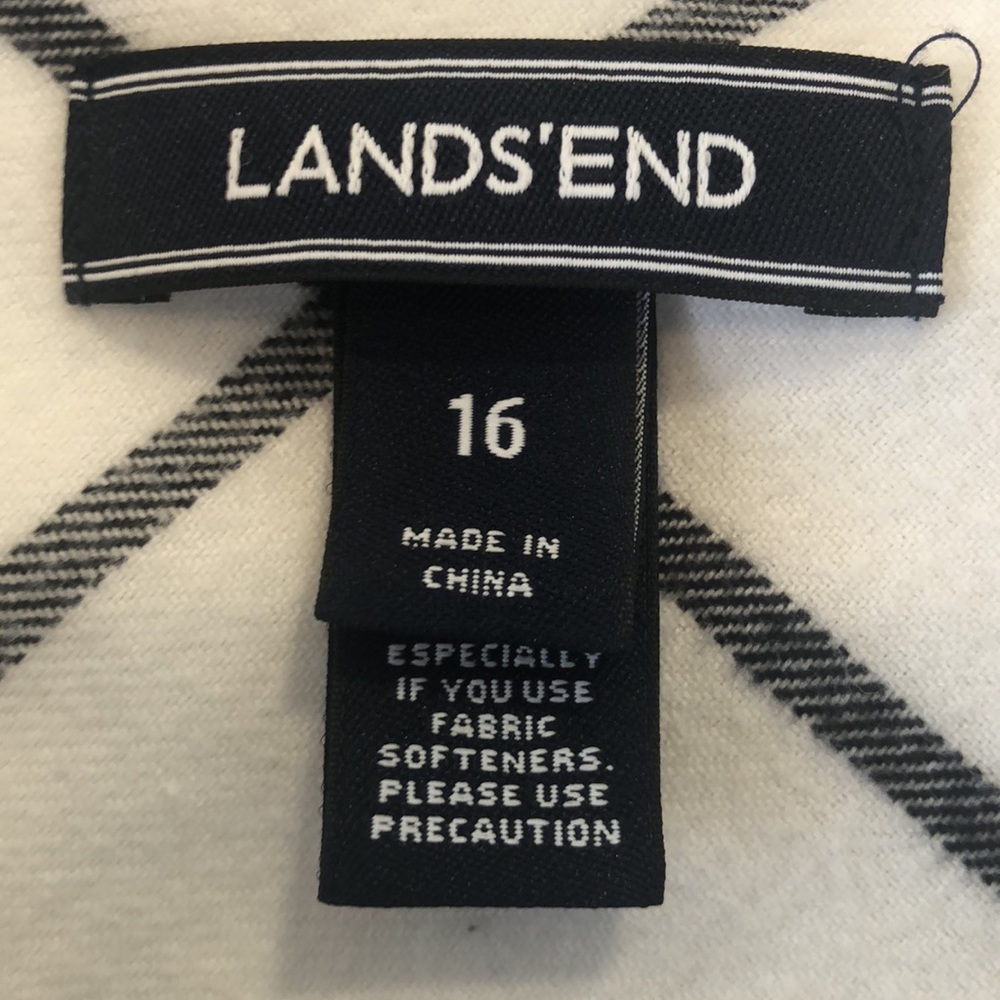 Lands’ End Shirt - Picture 3 of 4